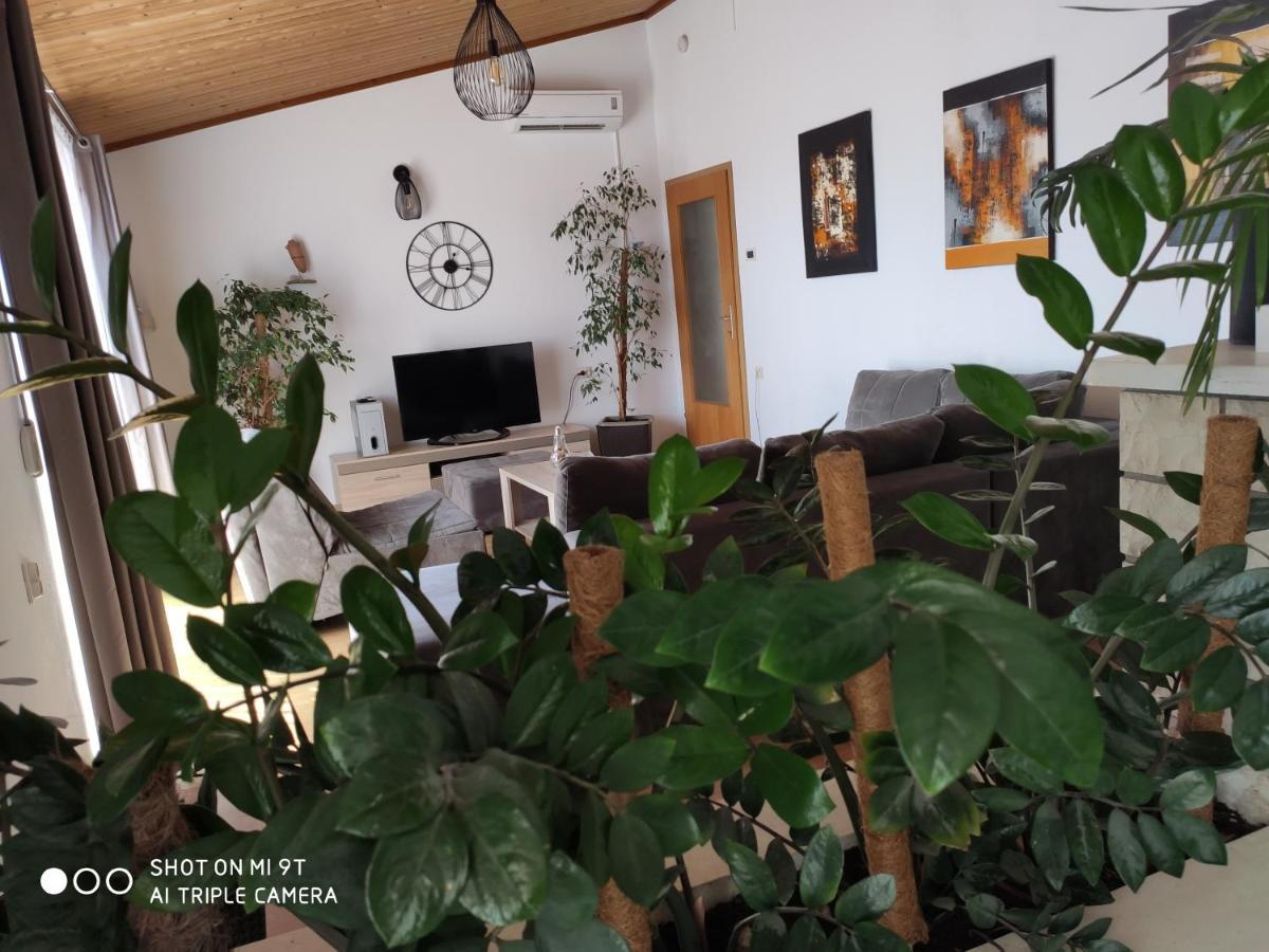Apartment Burich Makarska Eksteriør billede
