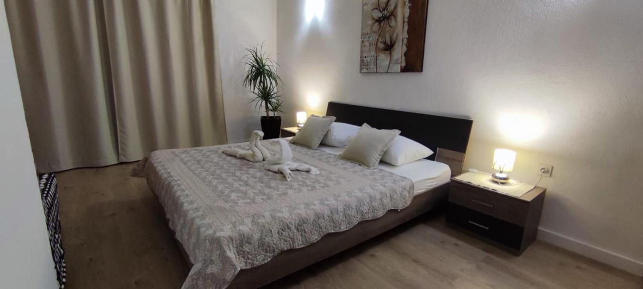 Apartment Burich Makarska Eksteriør billede